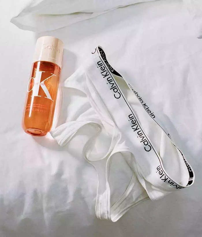 น้ำหอมสเปรย์สำหรับผิวกายและเส้นผม CALVIN KLEIN Hair & Body Mist Perfume